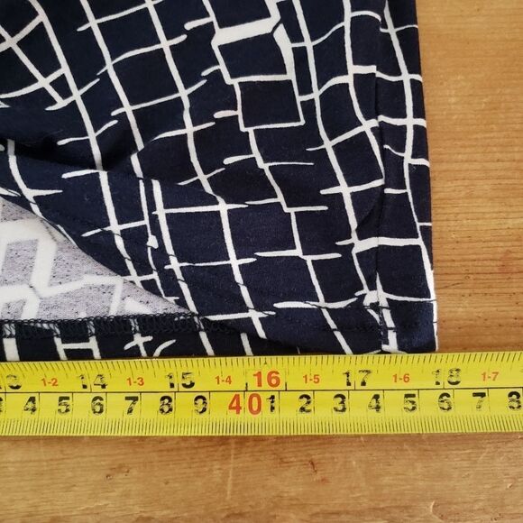 Marble 3/4 Sleeve NWOT Oversized Blue White Print Cold Shoulder Tunic Top - Picture 11 of 12